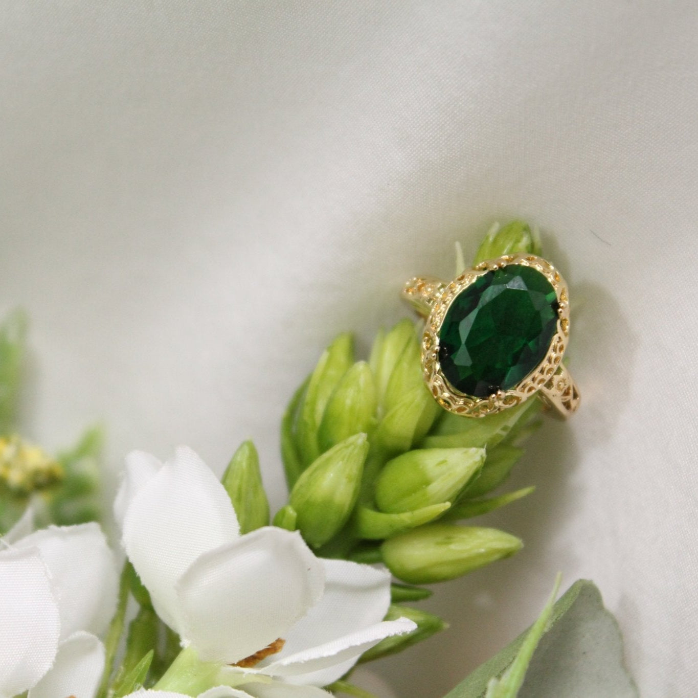 Made for a Queen - Oval Cut Gold Plated Statement Ring - Regal Gems Jewellery Co.